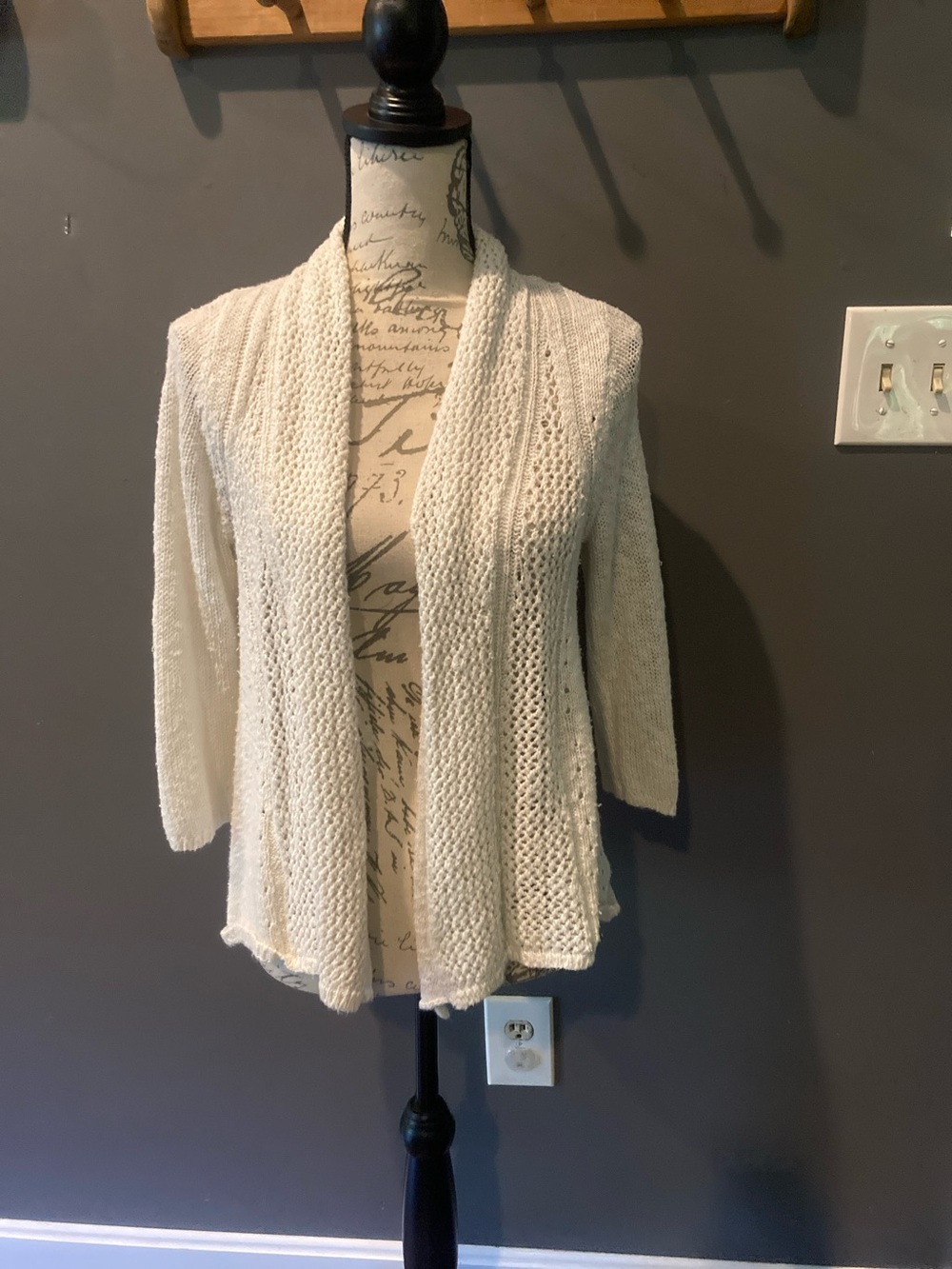 Anthropologie cream small open knit light weight cardigan  cotton blend GUC